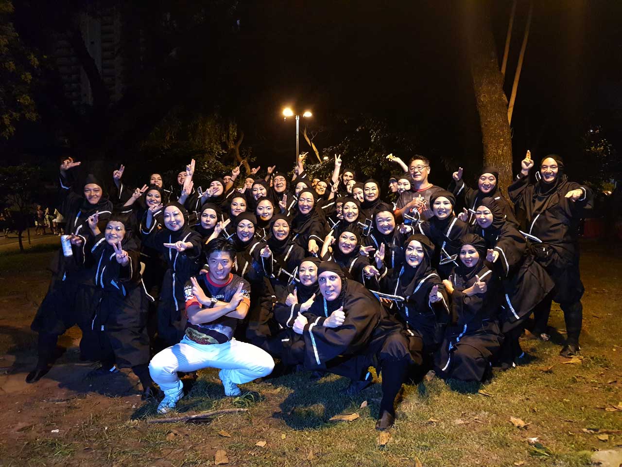 Grêmio Recreativo Cultural Beneficente Escola de Samba Brinco da Marquesa levou Ninjas para rua. (Foto: Luci Judice Yizima)
